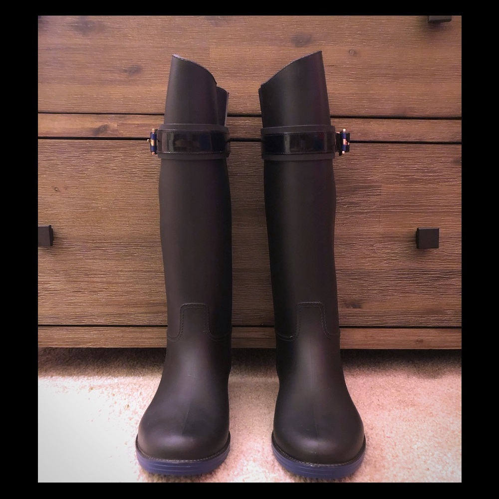 🎉HP🎉Tommy H. Equestrian Style Rain Boots - Picture 3 of 8